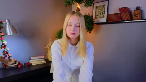 Kami online show from 11-07-25, 03:28