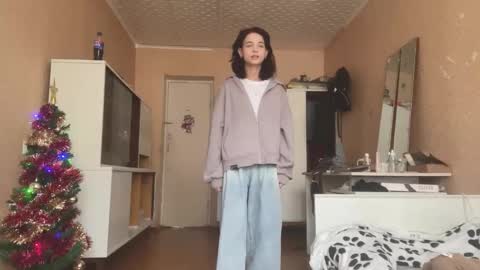 Snapshot of darceythede chatting on 03-28-26, 08:03 Alla online show from 03-28-26, 08:03