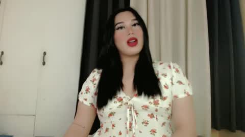 Snapshot of darcy_world chatting on 12-21-24, 02:58 DARCY online show from 12-21-24, 02:58