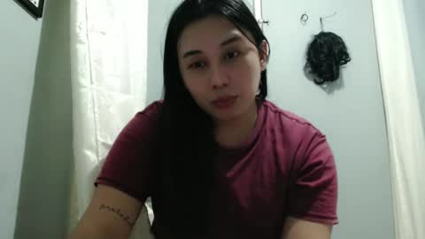 Snapshot of darcy_world chatting on 01-08-25, 02:56 DARCY online show from 01-08-25, 02:56