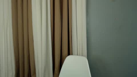 Snapshot of darcy_world chatting on 02-07-25, 04:35 DARCY online show from 02-07-25, 04:35