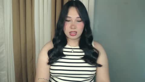 Snapshot of darcy_world chatting on 02-10-25, 03:46 DARCY online show from 02-10-25, 03:46