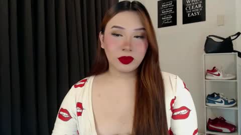 Snapshot of darcy_world chatting on 09-09-25, 05:45 DARCY online show from 09-09-25, 05:45