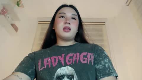 Snapshot of darcy_world chatting on 04-19-26, 03:44 DARCY online show from 04-19-26, 03:44