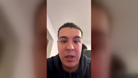 Snapshot of darekfavor12 chatting on 03-07-26, 04:42 darekfavor12 online show from 03-07-26, 04:42