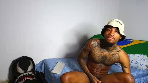 Snapshot of darent2210 chatting on 03-10-26, 03:39 breiner online show from 03-10-26, 03:39