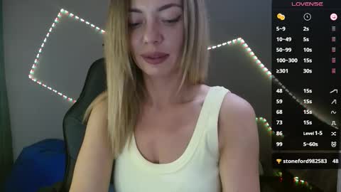 Snapshot of daria_spring chatting on 03-12-25, 05:17 Daria online show from 03-12-25, 05:17