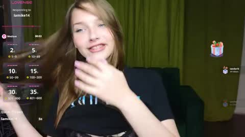 Snapshot of dariaangels chatting on 05-22-26, 06:13 dariaangels online show from 05-22-26, 06:13