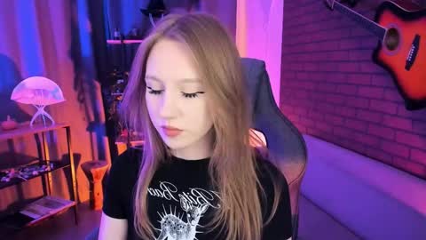 Daria Tate online show from 04-15-26, 11:39