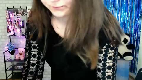 Darina online show from 02-28-25, 05:37