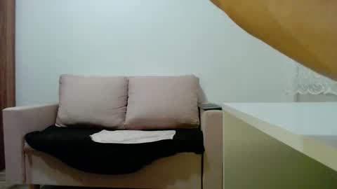 darius_94 online show from 10-21-25, 05:24