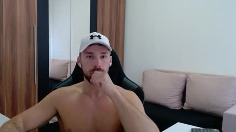 darius_94 online show from 03-04-26, 10:54