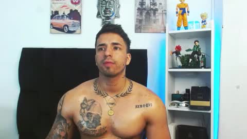 Darius Phoenix  online show from 12-30-24, 02:40