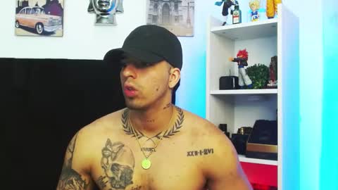 Darius Phoenix  online show from 01-03-25, 05:31