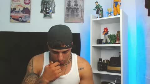 Darius Phoenix  online show from 01-13-25, 03:34