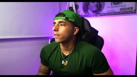 Darius Phoenix  online show from 02-12-25, 04:54