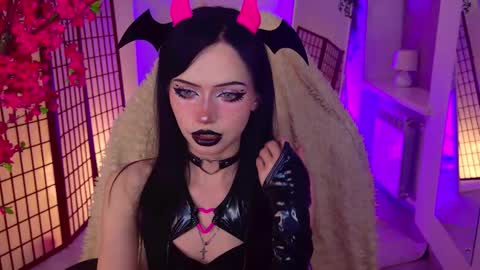 Snapshot of dark_diva chatting on 02-20-26, 09:04 Diva online show from 02-20-26, 09:04