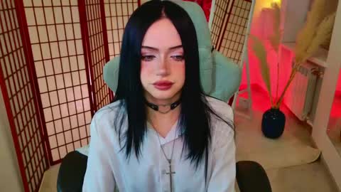 Snapshot of dark_diva chatting on 05-05-26, 10:07 Diva online show from 05-05-26, 10:07