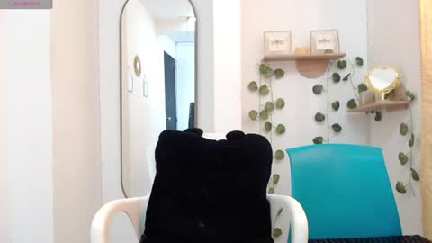 dark_dreams0 online show from 07-18-26, 06:34