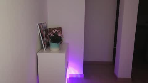 Sofia online show from 12-26-24, 03:59