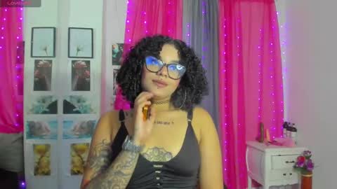 Snapshot of dark_flama chatting on 10-15-25, 12:05 dark_flama online show from 10-15-25, 12:05