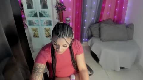 Snapshot of dark_flama chatting on 11-25-25, 06:30 dark_flama online show from 11-25-25, 06:30