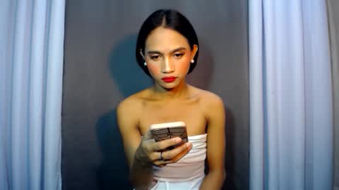Snapshot of dark_hurohuro19 chatting on 10-15-25, 02:55 LIANNA online show from 10-15-25, 02:55