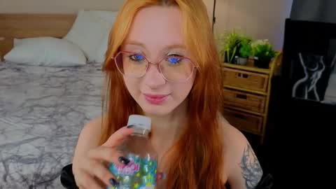 Lola online show from 03-20-26, 01:54