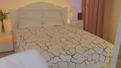 Lola online show from 03-23-26, 01:53