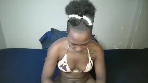 dark_lovly online show from 02-19-26, 05:09