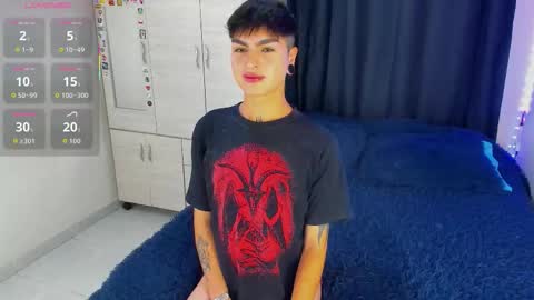 Snapshot of dark_lucky chatting on 09-25-25, 01:09 Juanito online show from 09-25-25, 01:09