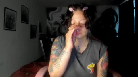 Snapshot of dark_miau chatting on 12-04-25, 09:45 miau online show from 12-04-25, 09:45