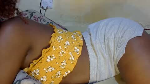 Snapshot of dark_princess1 chatting on 10-03-25, 06:38 dark_princess1 online show from 10-03-25, 06:38