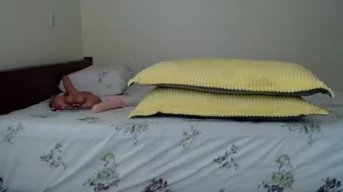 dark_qween online show from 11-18-25, 09:36