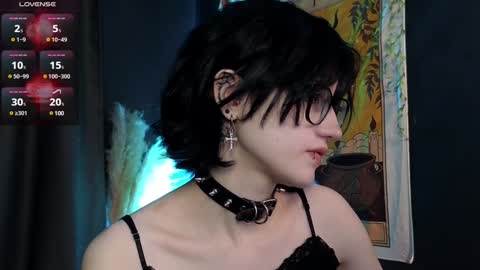 Snapshot of dark_vamp_ chatting on 12-05-24, 09:39 Vamp  online show from 12-05-24, 09:39