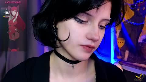 Snapshot of dark_vamp_ chatting on 12-11-24, 12:23 Vamp  online show from 12-11-24, 12:23