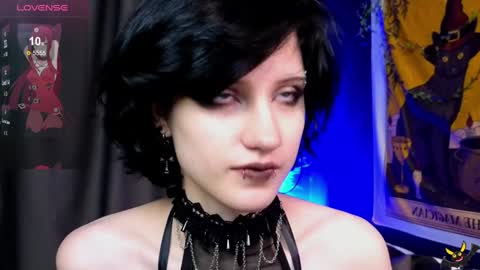 Snapshot of dark_vamp_ chatting on 12-12-24, 12:05 Vamp  online show from 12-12-24, 12:05