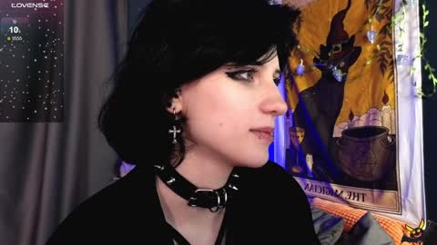 Snapshot of dark_vamp_ chatting on 12-16-24, 03:19 Vamp  online show from 12-16-24, 03:19