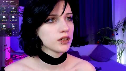 Snapshot of dark_vamp_ chatting on 12-26-24, 12:03 Vamp  online show from 12-26-24, 12:03