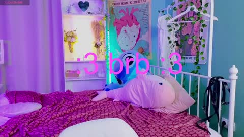 Snapshot of dark_vamp_ chatting on 01-23-25, 03:01 Vamp  online show from 01-23-25, 03:01