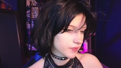 Snapshot of dark_vamp_ chatting on 02-09-25, 10:00 Vamp  online show from 02-09-25, 10:00