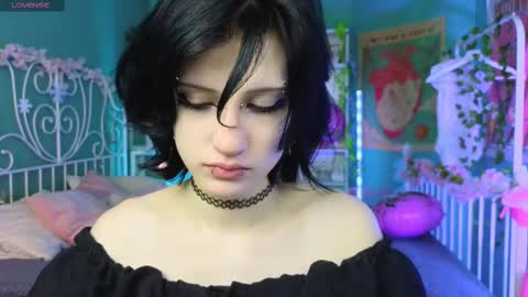 Snapshot of dark_vamp_ chatting on 02-20-25, 11:54 Vamp  online show from 02-20-25, 11:54