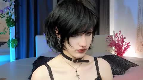 Snapshot of dark_vamp_ chatting on 03-01-25, 06:32 Vamp  online show from 03-01-25, 06:32