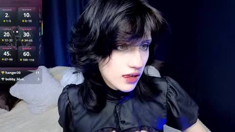 Snapshot of dark_vamp_ chatting on 09-13-25, 01:00 Vamp  online show from 09-13-25, 01:00