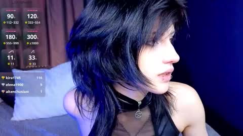 Snapshot of dark_vamp_ chatting on 09-24-25, 04:43 Vamp  online show from 09-24-25, 04:43