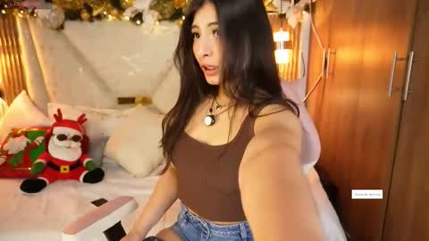 Angel Darcy  online show from 11-12-25, 11:36