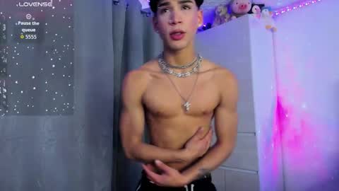 Blake online show from 09-24-25, 04:16