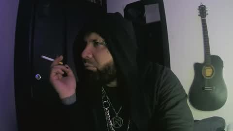 darkclothes online show from 01-05-25, 07:28