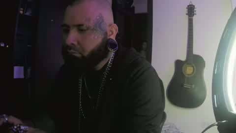 darkclothes online show from 01-05-25, 11:12