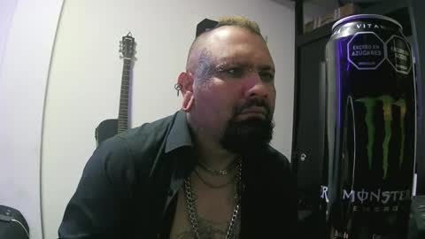 darkclothes online show from 01-17-25, 09:50